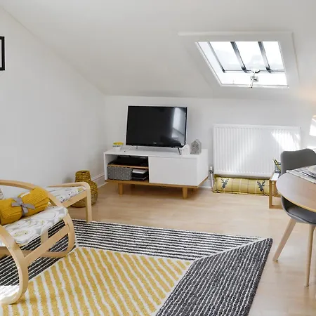 Loft 10 Holiday home